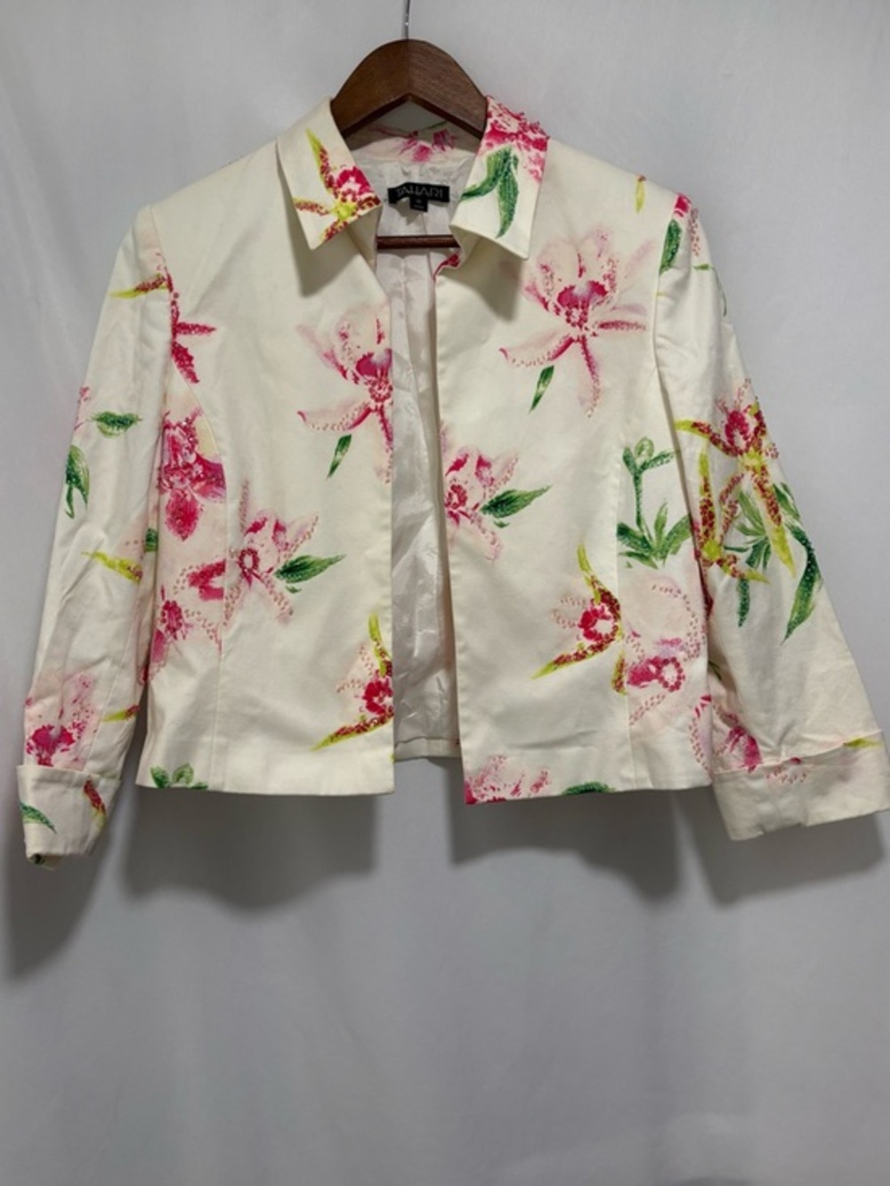 Tahari Floral‎ Beaded Cropped Blazer Jacket Women’s Size 10 Cotton Cottagecore